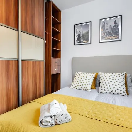 Karmelicka Sunflower Apartment Warszawa Zewnętrze zdjęcie